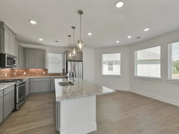 1446 Shaded Rock Dr, Missouri City, TX 77459