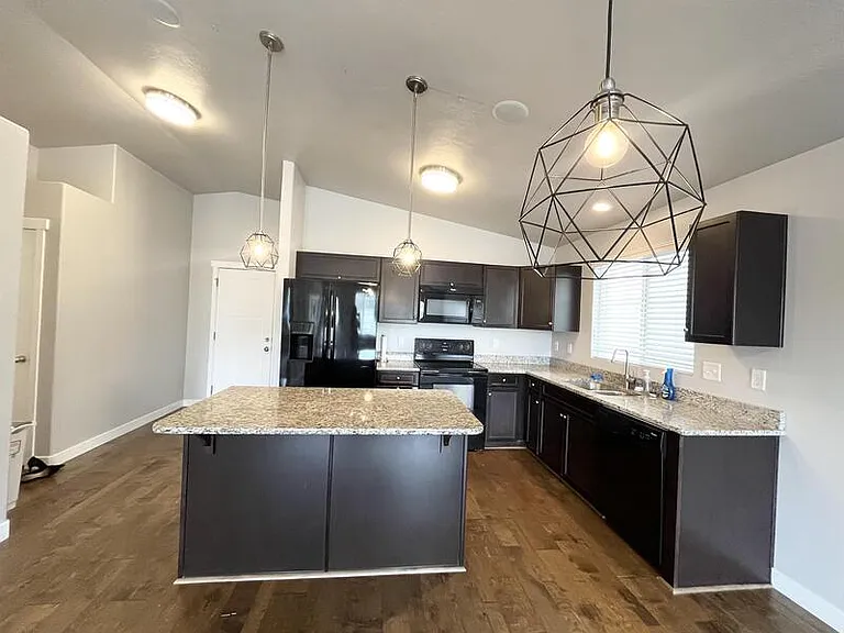621 W Koins Way — Photo 6