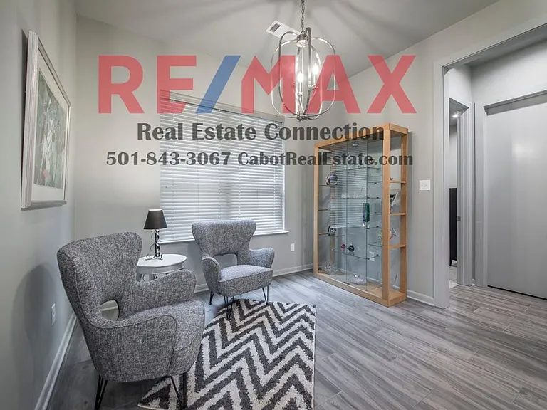 417 Cobblestone Dr — Photo 9