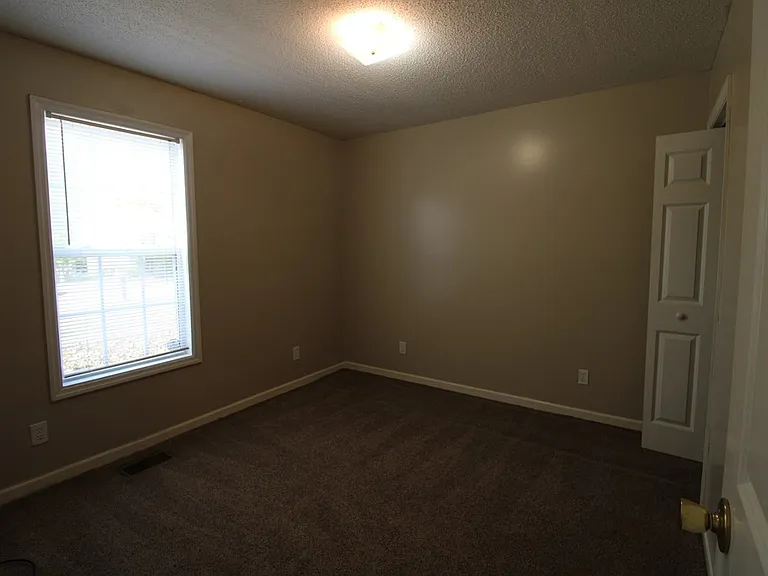 2545 Autumn Ter — Photo 11
