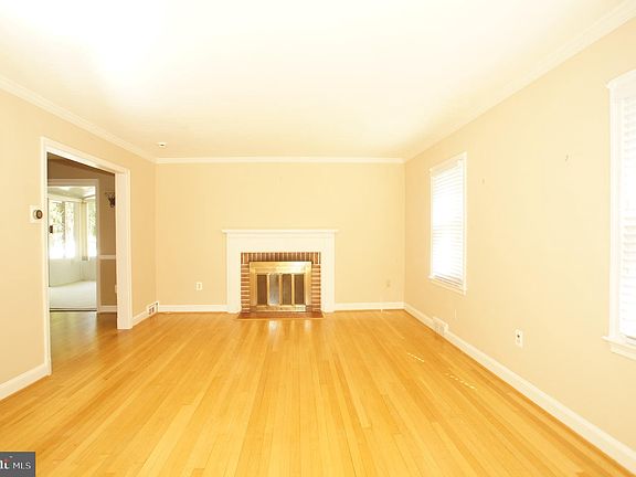4th image of 1517 N Kenilworth St