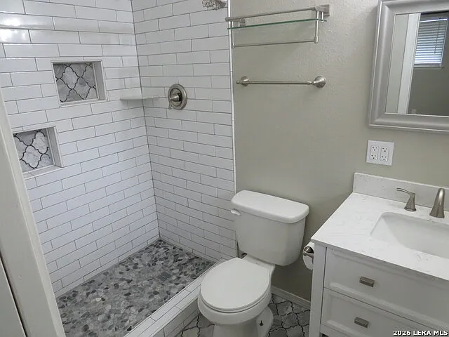 7410 Castle Crown — Photo 11
