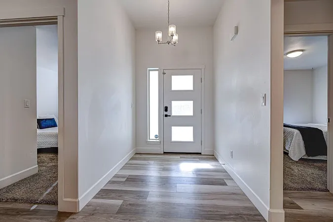 W 32nd Ave — Photo 3