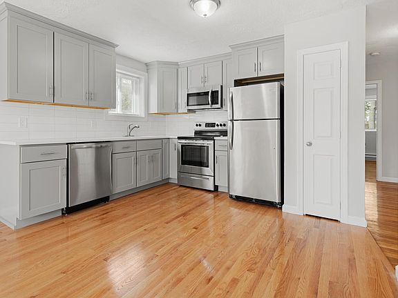 2nd image of 495 Huntington Ave APT 5