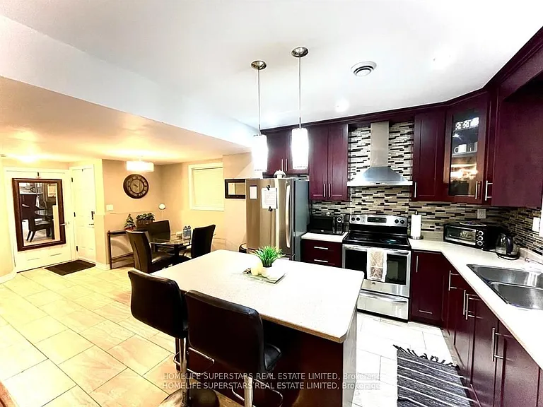 6311 Bellevue St #LOWER — Photo 3