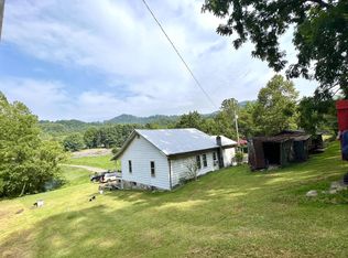 586 Highway 1137, Cawood, KY 40815