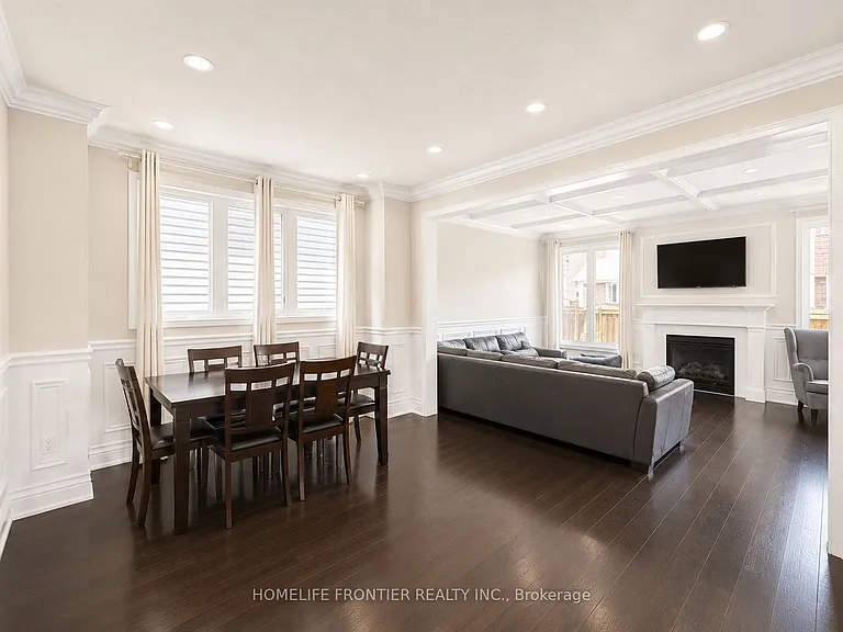 885 Farmstead Dr #UPPER — Photo 5