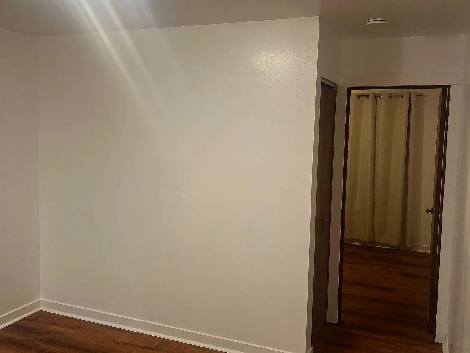 1 bed, 500 sqft, $1,500 — Photo 4