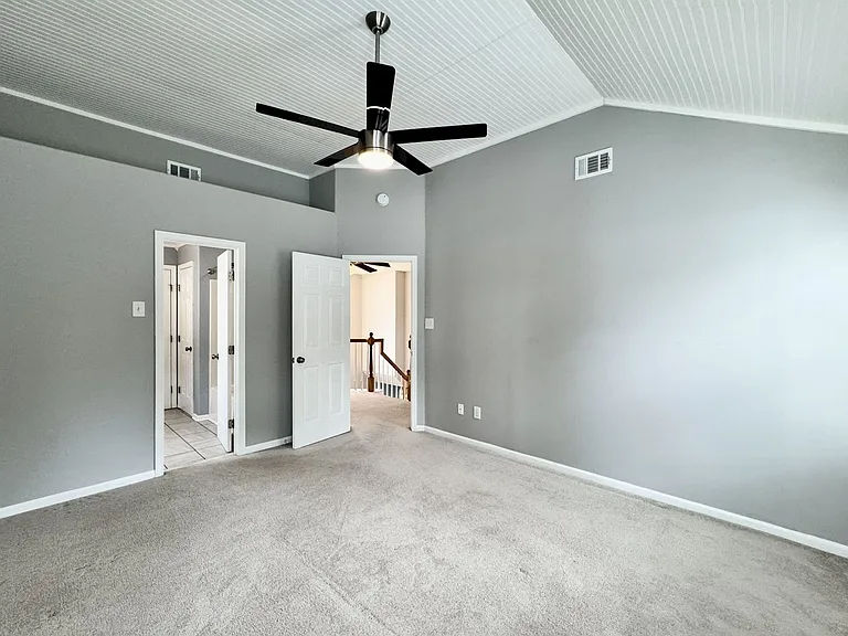1733 Bernstein Dr — Photo 36