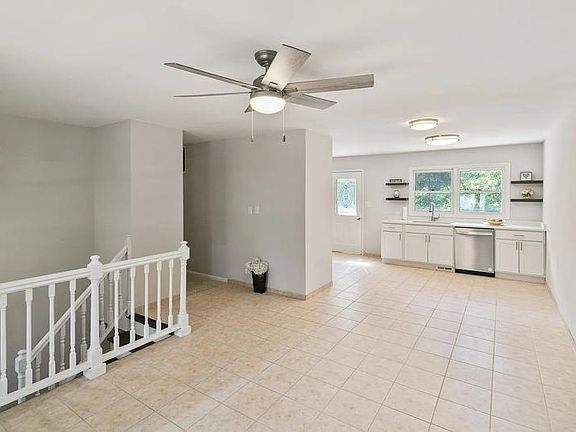 5th image of 15649 W Birchwood Ln