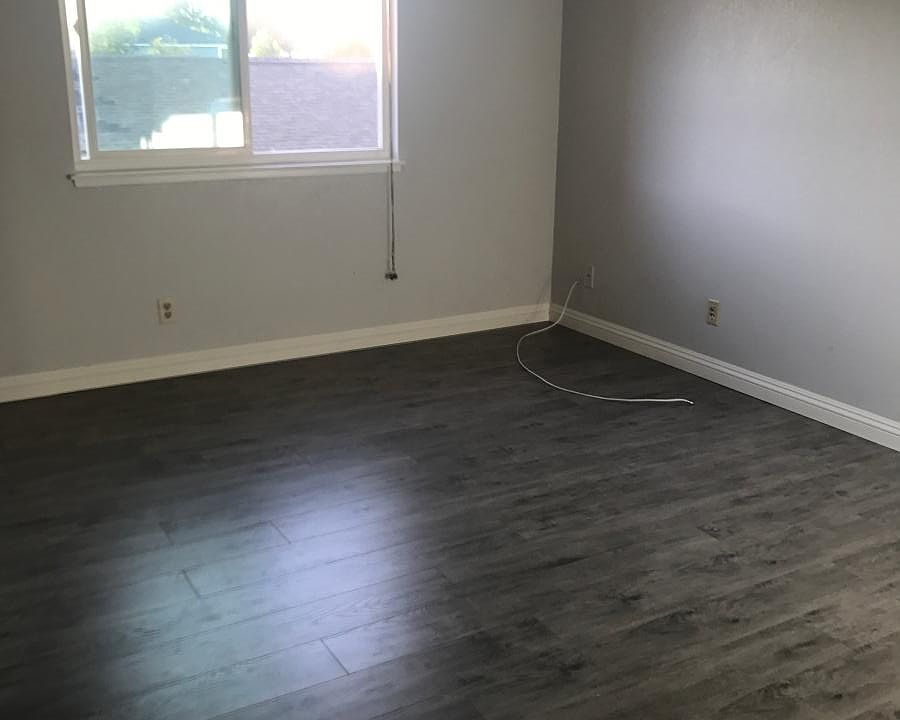 1st image of 4557 Brookview Ct
