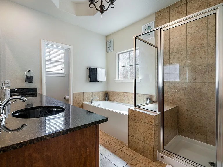 3210 Clearview Cir — Photo 26