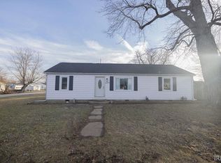 609 W Oak St, Parker City, IN 47368