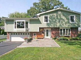 18 Cornell Dr, Hartsdale, NY 10530