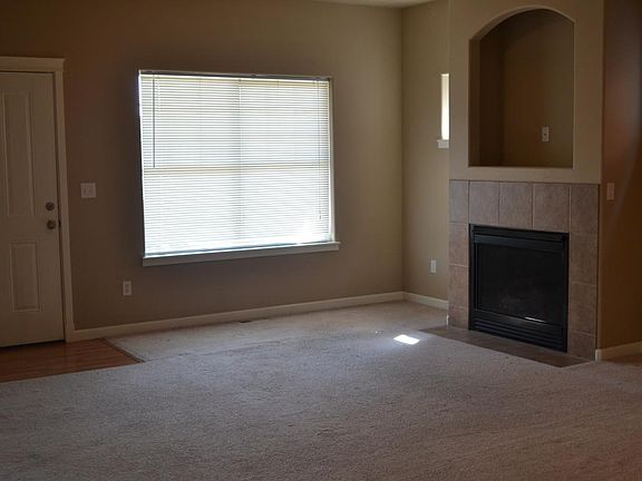 2nd image of 5150 Balustrade Blvd SE