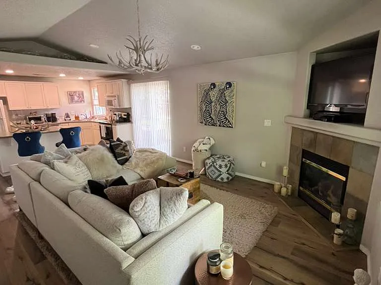 20635 Daisy Ln — Photo 5