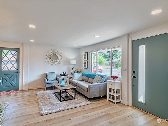 5th image of 23104 51st Avenue W
