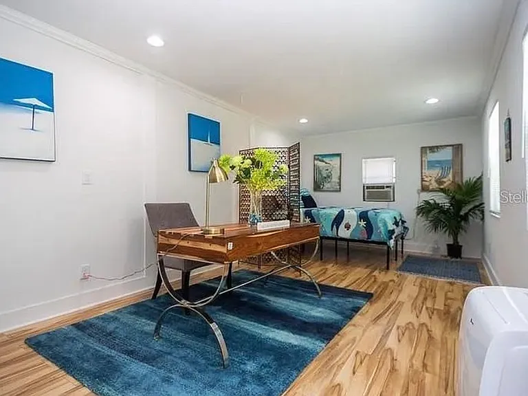 1324 Cloverlawn Ave — Photo 24