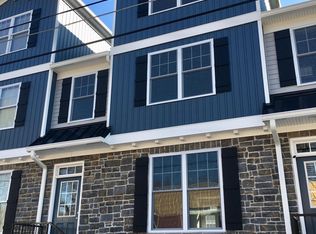 907B Spring Mill Ave, Conshohocken, PA 19428