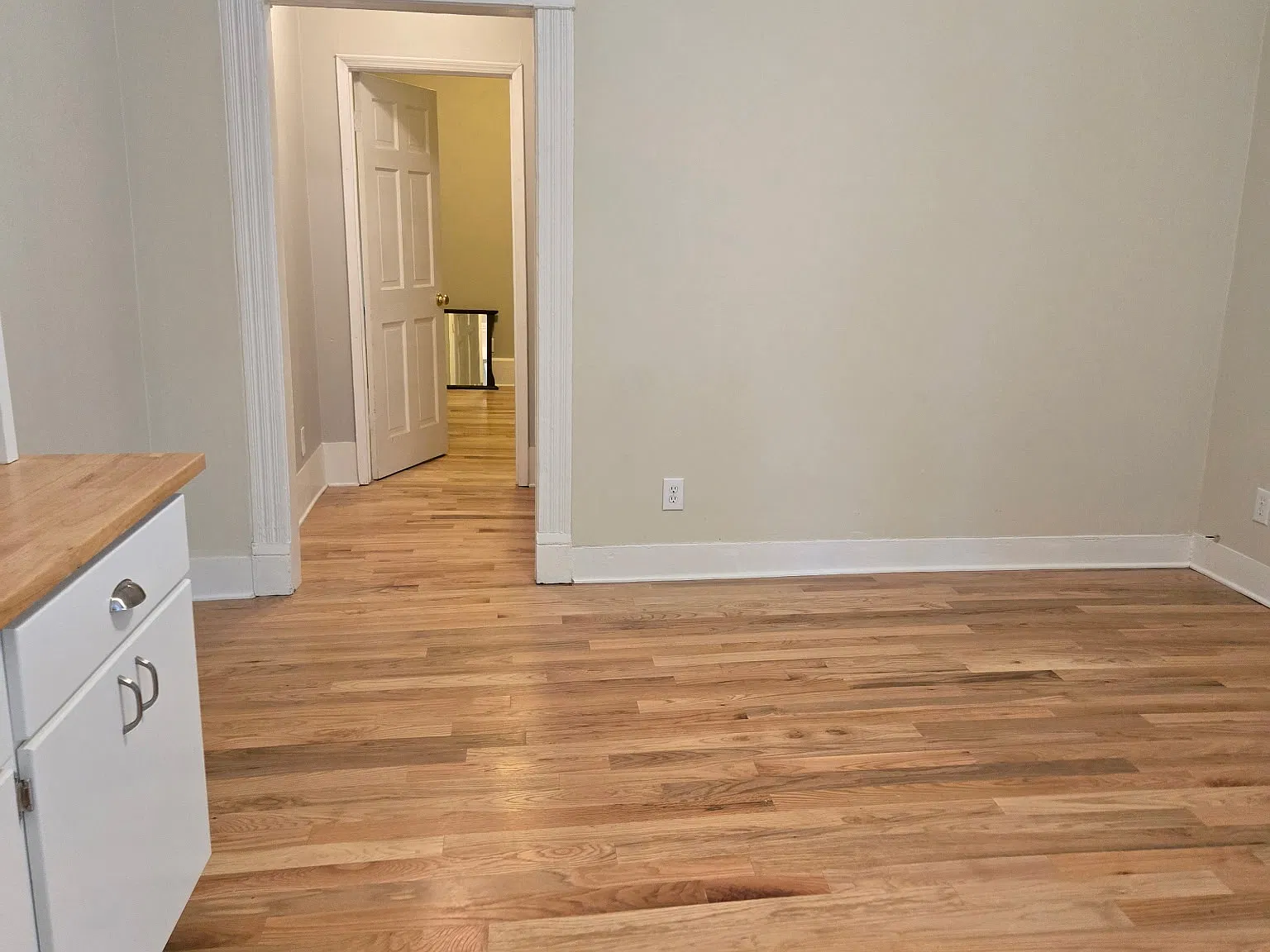 328 W College Ave — Photo 4