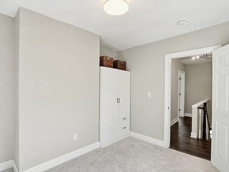 4222 34th St — Photo 24