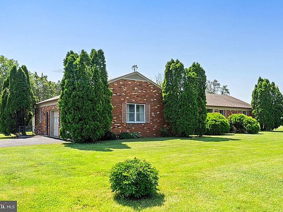 4th image of 20266 Cedar Grove Rd