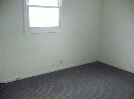 1st image of 822 S Illinois St