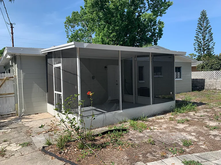 709 Sunset Dr — Photo 21