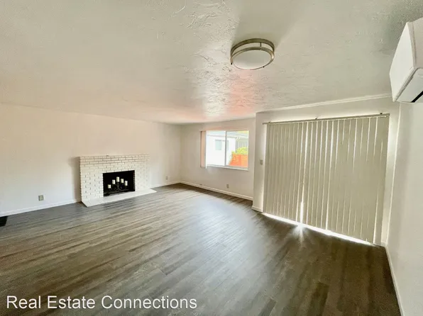 599 Coburg Rd APT 10A, Eugene, OR 97401