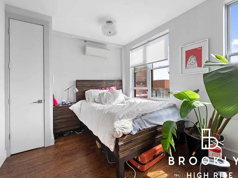 311 Woodbine St #4F — Photo 11