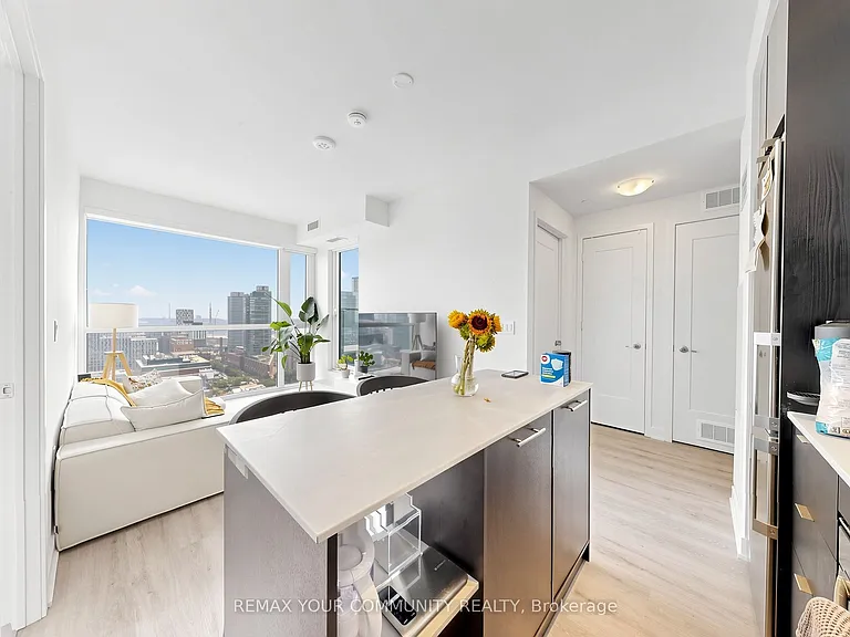 70 Princess St #2404 — Photo 12