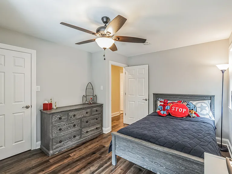 437 Holly Ln — Photo 20