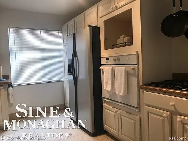 1332 Somerset Ave #LOWER — Photo 15