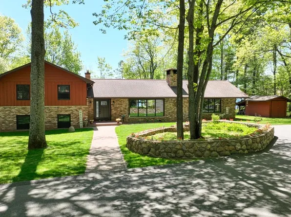 1807 Lighthouse Lodge Rd, Eagle River, WI 54521