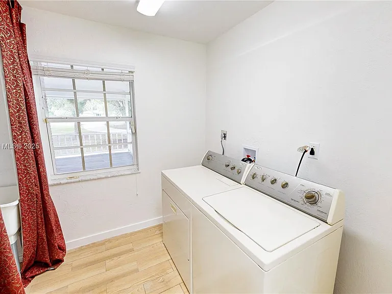 24545 SW 192nd Ave — Photo 30