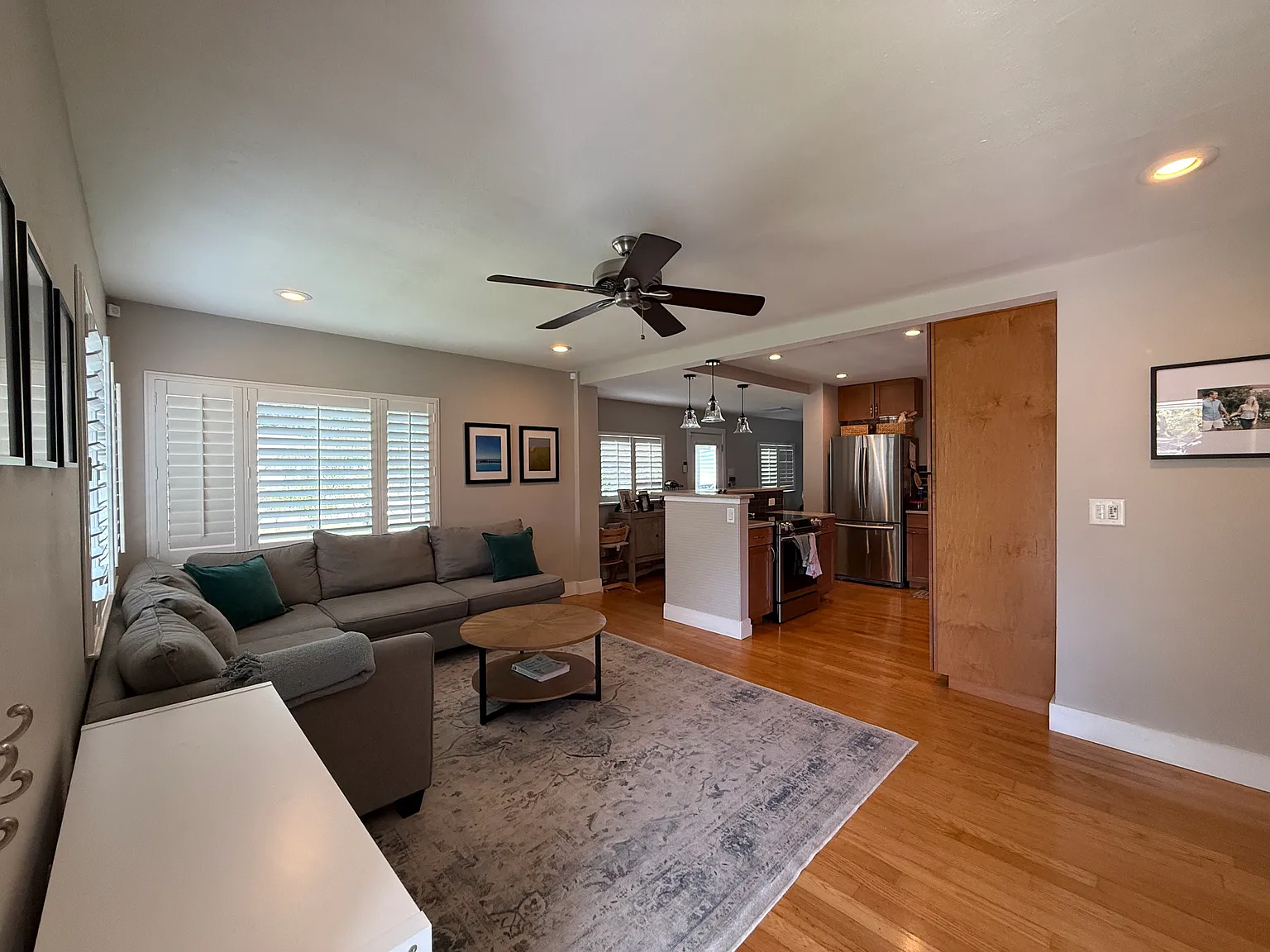 3 bed, 1481 sqft, $3,900 — Photo 4
