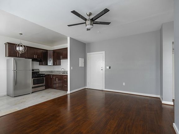 4th image of 2960 James M Wood Blvd #224
