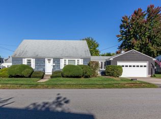 21 New Dunstable Rd, Nashua, NH 03060