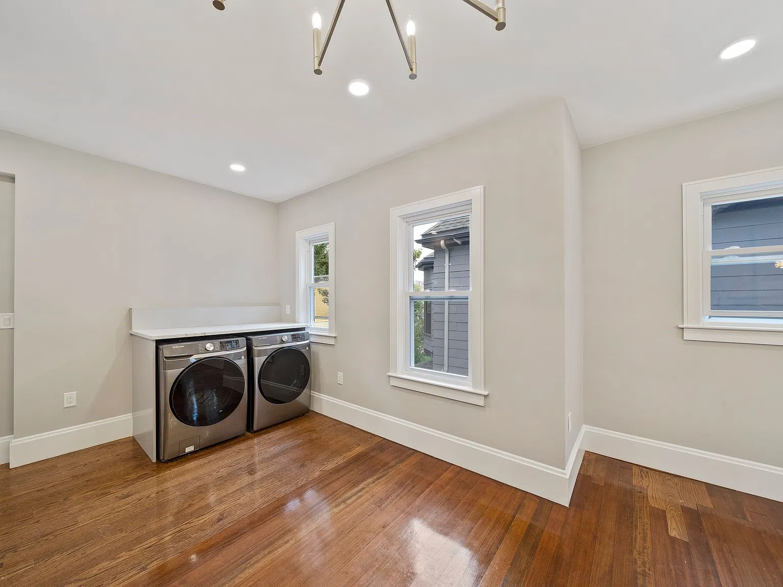 1 bed, 400 sqft, $1,700 — Photo 3