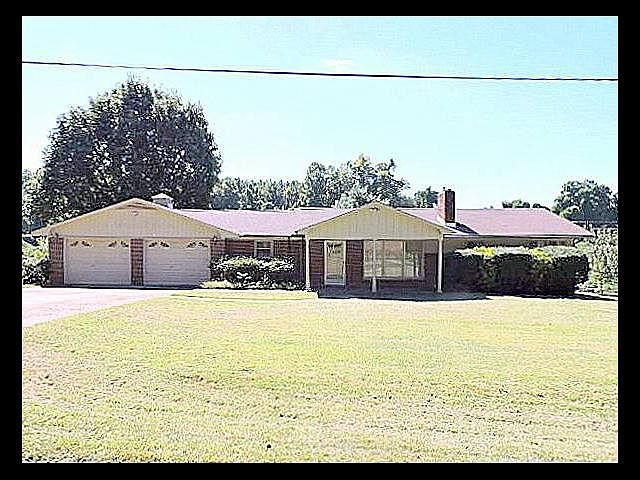 1st image of 1211 Greenwood Dr