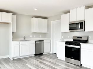 1966 Clearwater Ter, Shakopee, MN 55379