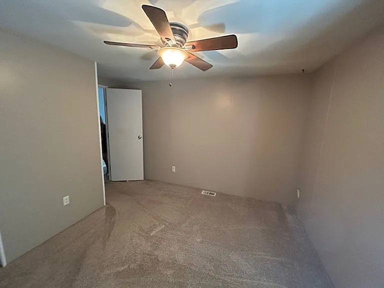 103 Silverbow Ct — Photo 20