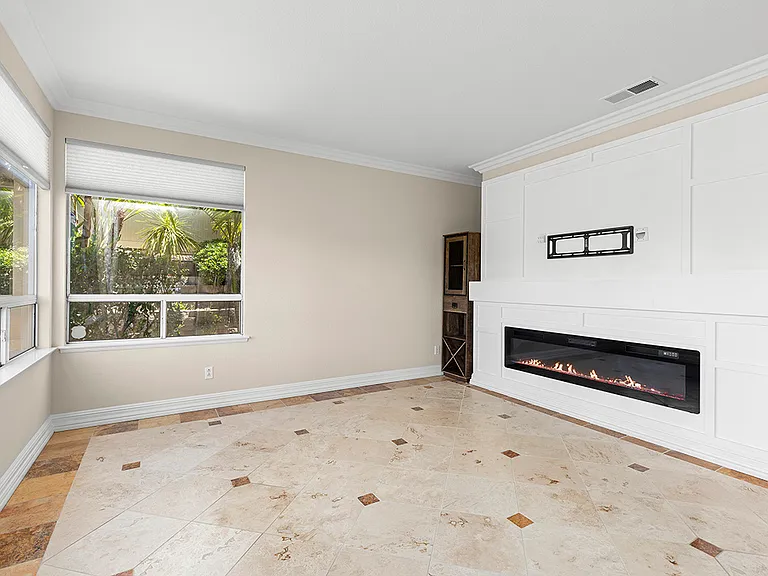 12304 Dormouse Rd — Photo 21
