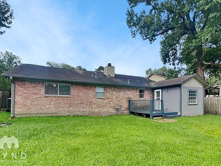3219 Glen Spring Dr — Photo 17