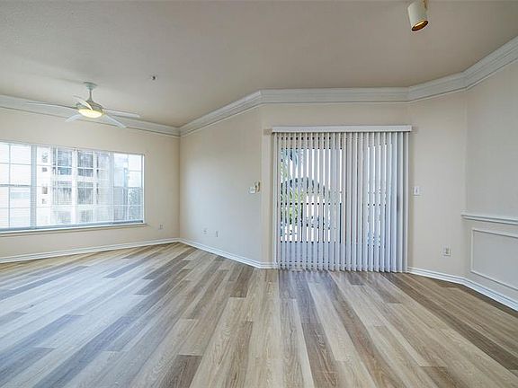 5th image of 4307 Bayside Village Dr APT 206