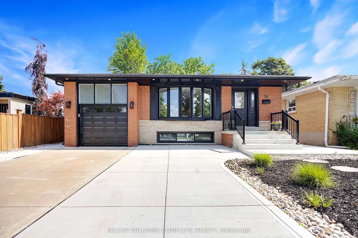Building Photo - 38 Birgitta Cres #1
