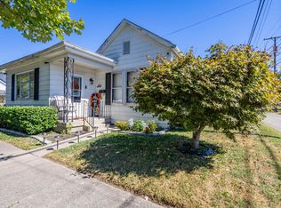 914 Pine St, Ironton, OH 45638