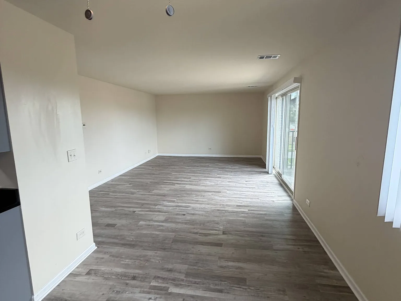 9937 South Cicero Avenue - 301 — Photo 3