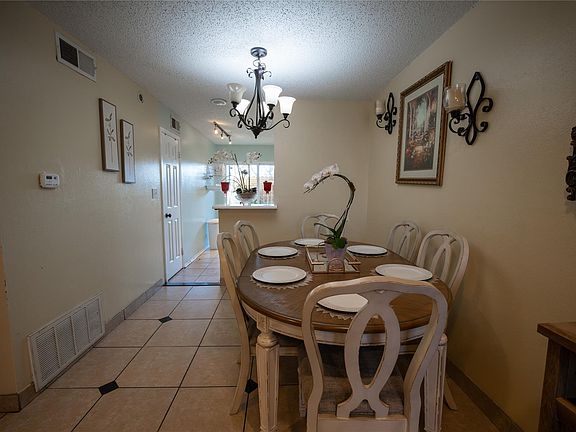 5th image of 1220 Shadowdale Dr APT 8