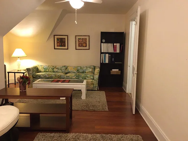 2565 Overlook Rd — Photo 3